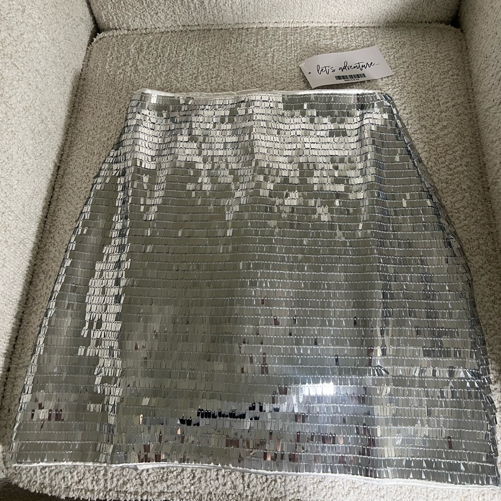 NWT 12th Tribe Kaylee Sequin Silver Mini Skirt XS - Picture 6 of 10